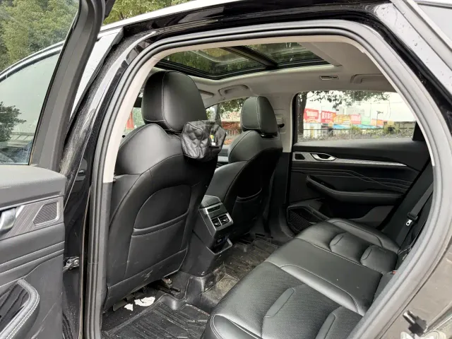 Geely Xingrui — Фото автомобиля 15