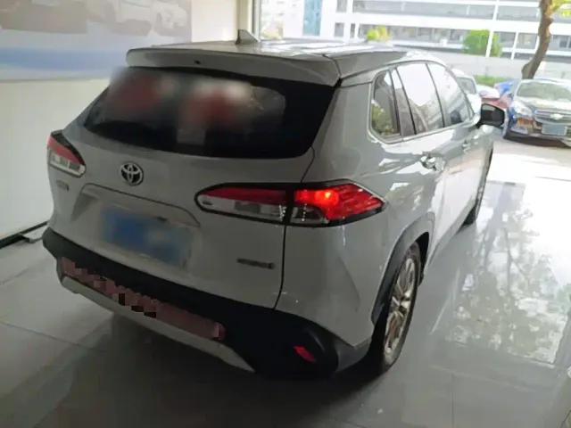 Toyota Corolla Cross — Фото автомобиля 6
