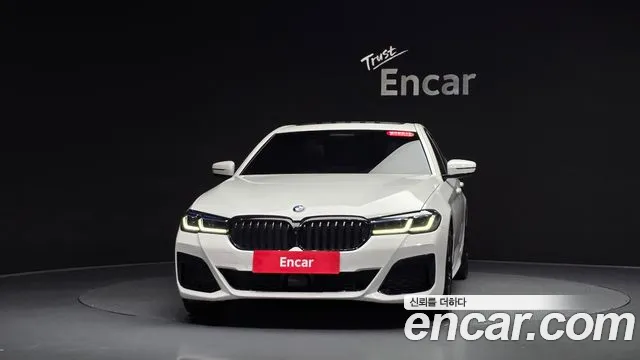 BMW 5 Series G30 — Фото автомобиля 3