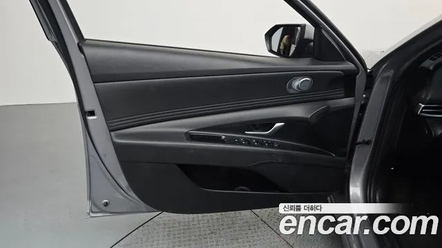 Hyundai AVANTE Новый Avante (CN7) — Фото автомобиля 24