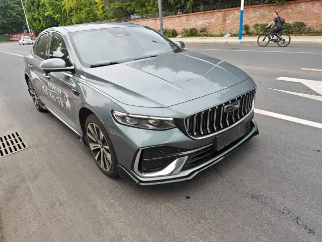 Geely Xingrui — Фото автомобиля 3