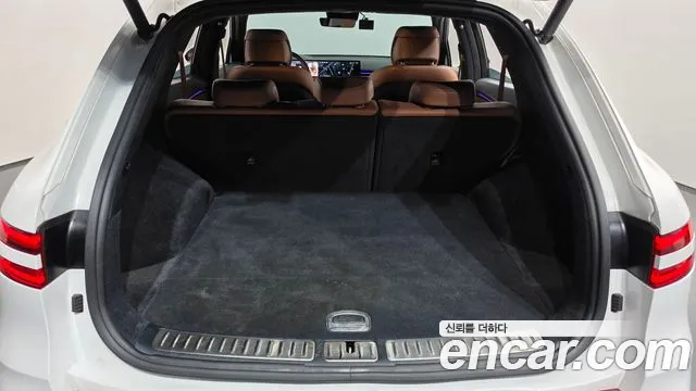 Genesis GV70 2.5T Бензин AWD — Фото автомобиля 15