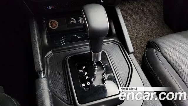 KG_Mobility_Ssangyong Rexton Новый Rexton Sport Дизель 2.2 4WD — Фото автомобиля 8