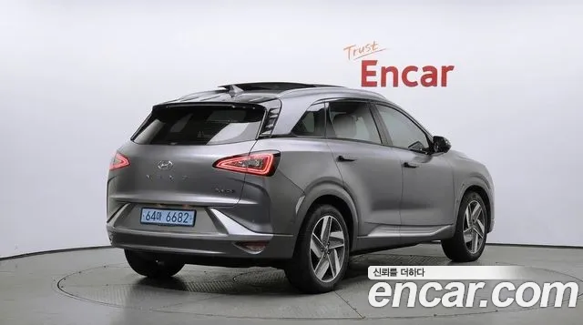 Hyundai Nexo — Фото автомобиля 2