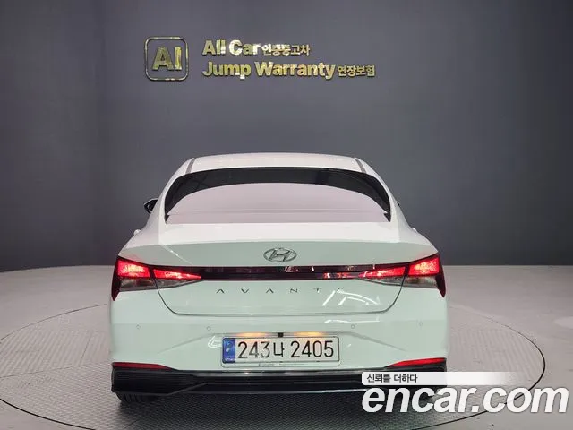 Hyundai Avante CN7 — Фото автомобиля 4
