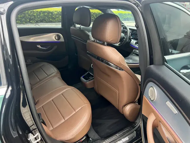 Mercedes-Benz E-Class — Фото автомобиля 9