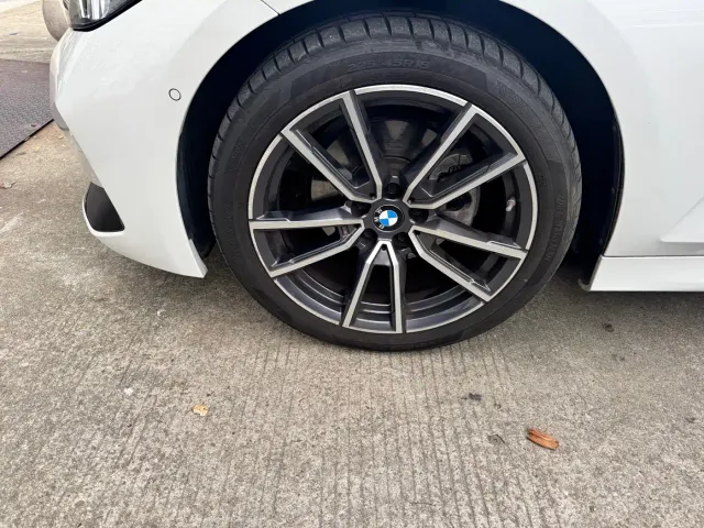 BMW 3 Series — Фото автомобиля 3