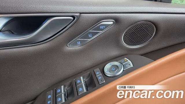 Genesis G80 Бензин 2.5 турбо 2WD — Фото автомобиля 29