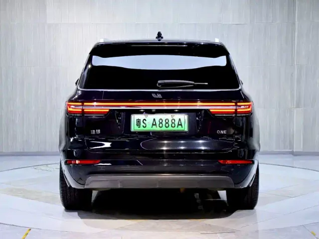 Li Auto ONE — Фото автомобиля 6