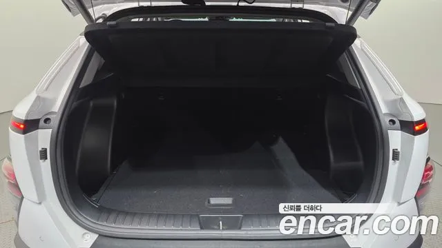 Hyundai Kona — Фото автомобиля 27