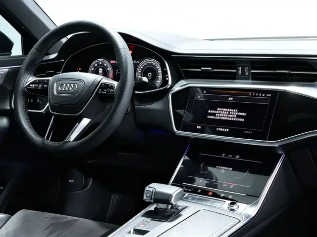 Audi A6L — Фото автомобиля 11