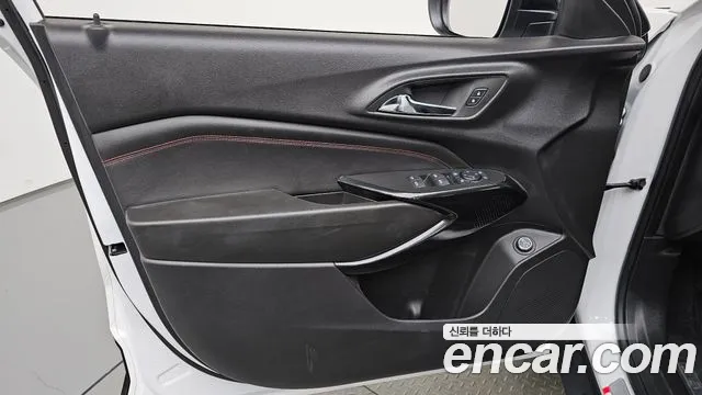 ChevroletGMDaewoo Trax Trax Кроссовер — Фото автомобиля 24