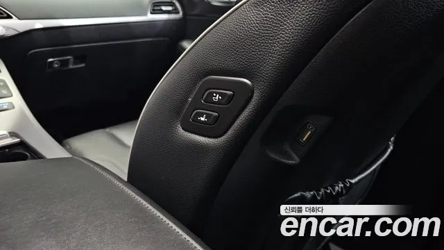 Hyundai Palisade Palisade Дизель 2.2 2WD — Фото автомобиля 28