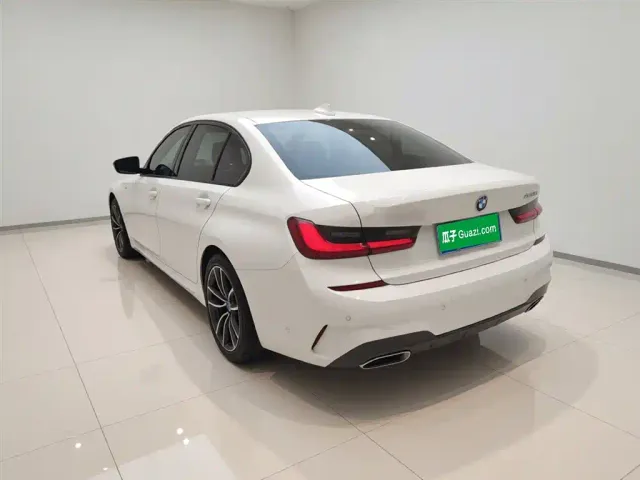BMW 3 Series — Фото автомобиля 4