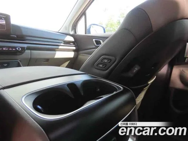 Kia Carnival 4th Gen — Фото автомобиля 8