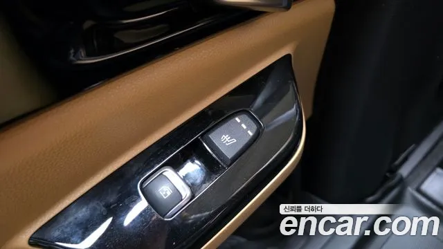 Kia Canival Carnival 4 поколение Дизель 9 мест Signature — Фото автомобиля 19