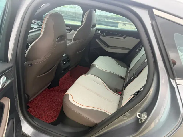 BYD Qin PLUS — Фото автомобиля 8