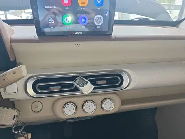 Wuling Hongguang Mini EV — Фото автомобиля 12