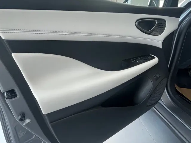 BYD Seal 05 DM-i — Фото автомобиля 5