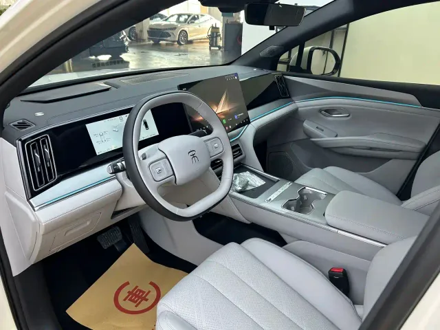 BYD Song Ultra — Фото автомобиля 3