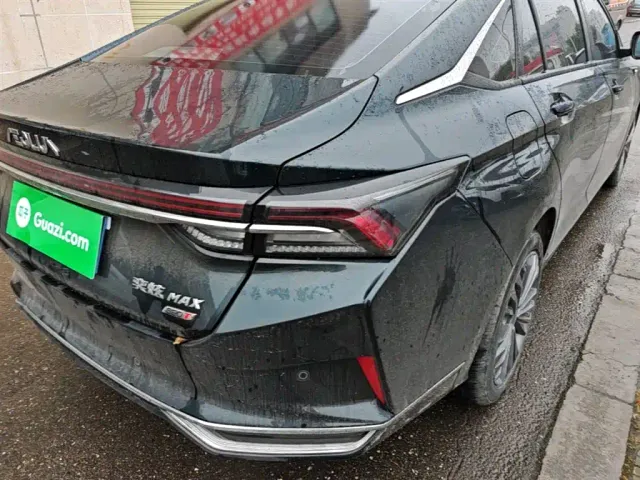 Dongfeng Yixuan MAX — Фото автомобиля 7