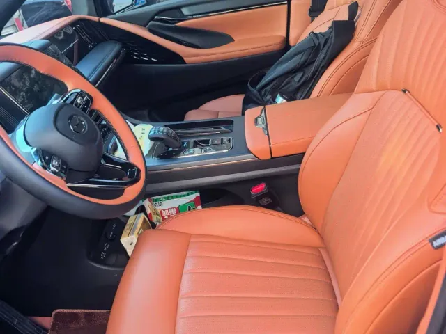 GAC Trumpchi M8 — Фото автомобиля 7