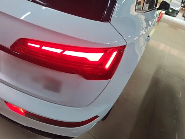 Audi Q5L — Фото автомобиля 7