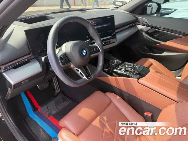 BMW 5 Series G60 — Фото автомобиля 15