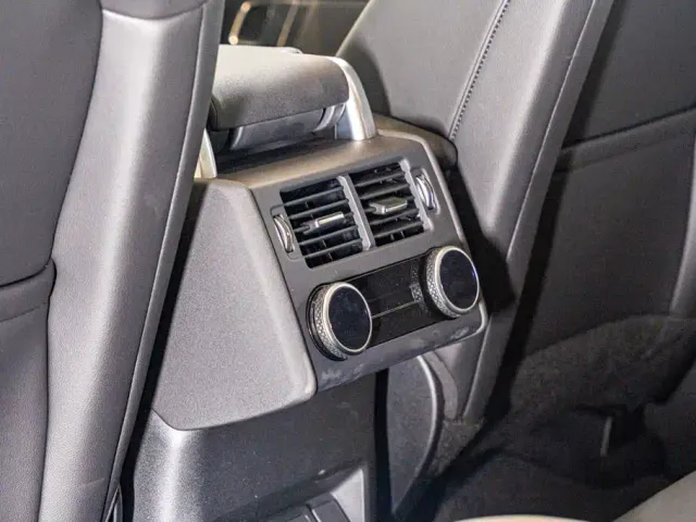 Land Rover Discovery — Фото автомобиля 13