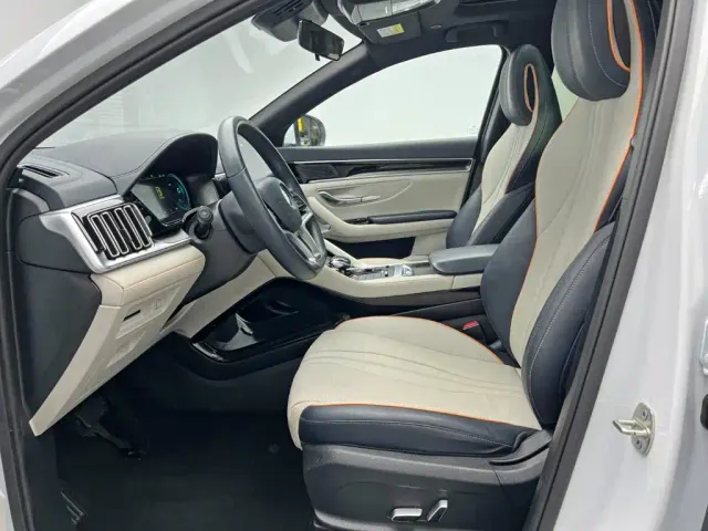 BYD Song PLUS — Фото автомобиля 14