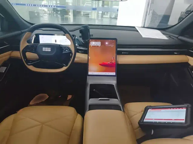 Geely Galaxy L6 — Фото автомобиля 9
