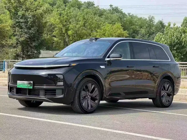 Фотография автомобиля — Li Auto L9