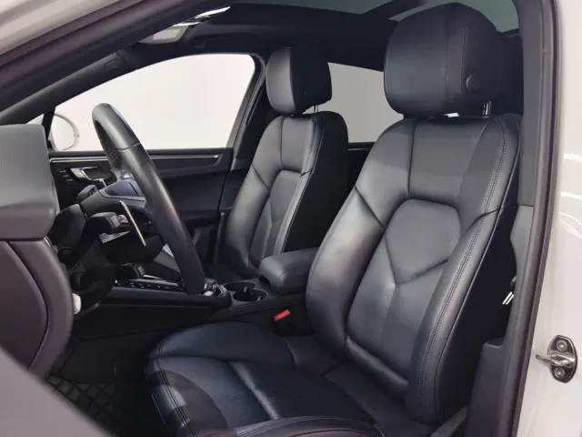 Porsche Macan 2023 Macan 2.0T — Фото автомобиля 7