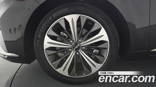 Kia K8 Signature — Фото автомобиля 5