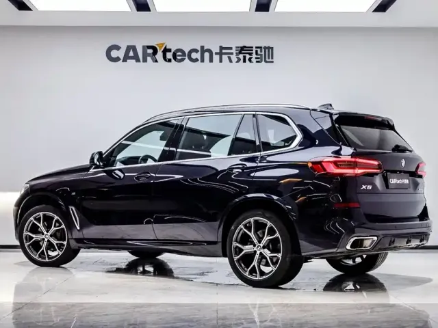 BMW X5 — Фото автомобиля 4