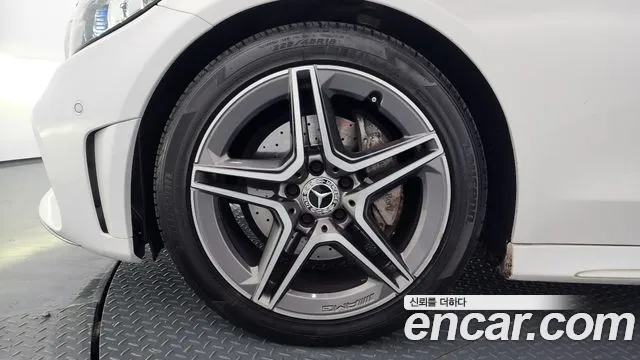 Mercedes-Benz C-Class — Фото автомобиля 5