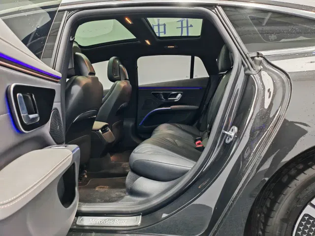 Mercedes-Benz EQS — Фото автомобиля 12