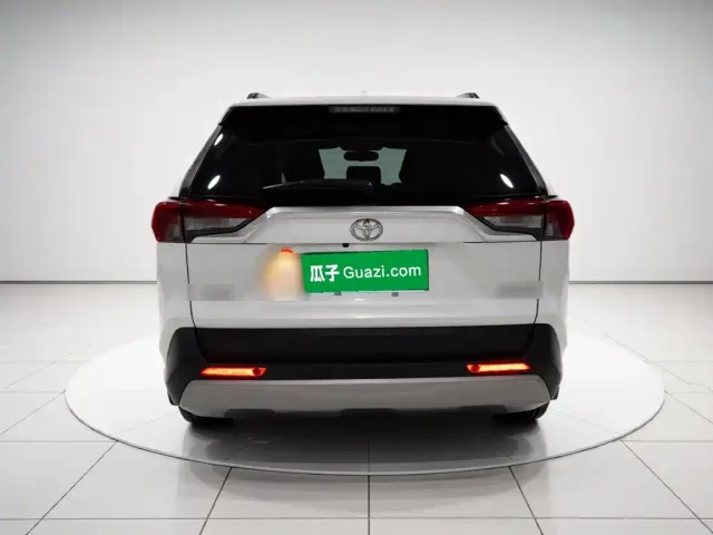 Toyota RAV4 Rongfang 2023 2.0L CVT FWD Style Plus Edition — Фото автомобиля 3