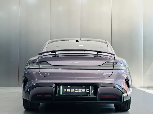 Xiaomi SU7 — Фото автомобиля 8