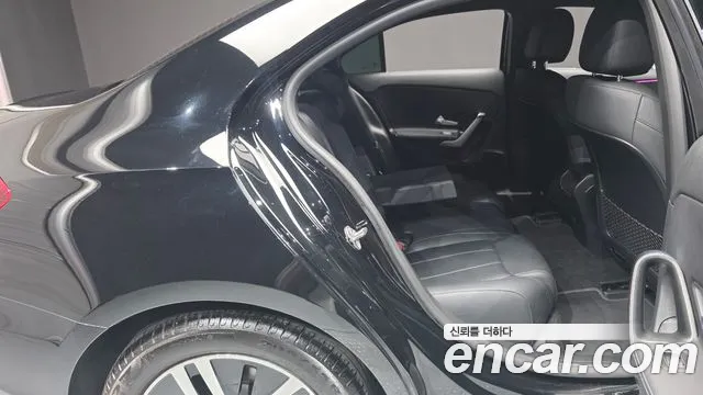 Mercedes-Benz A-Class W177 — Фото автомобиля 17
