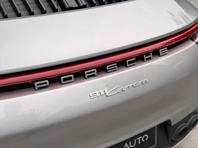 Porsche 911 — Фото автомобиля 12