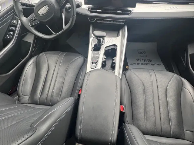 Geely Xingrui — Фото автомобиля 13