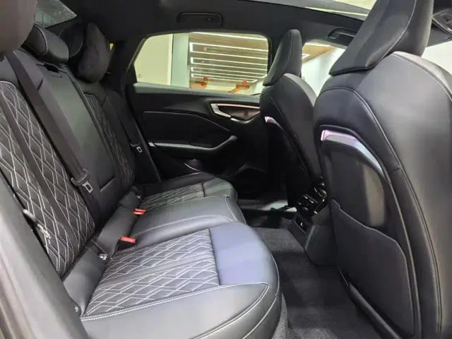 Audi A5L — Фото автомобиля 16