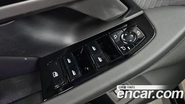 BMW 5-Series — Фото автомобиля 29