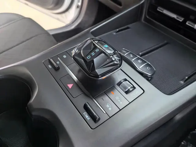 BYD Qin PLUS — Фото автомобиля 15