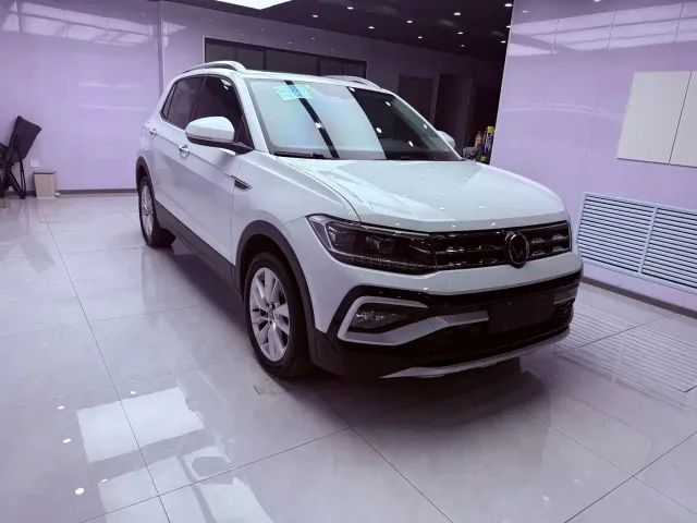 Volkswagen T-Cross — Фото автомобиля 5