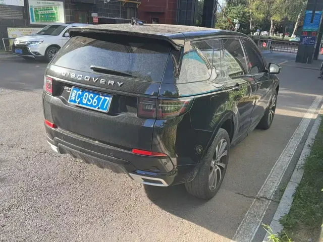 Land Rover Discovery Sport — Фото автомобиля 12