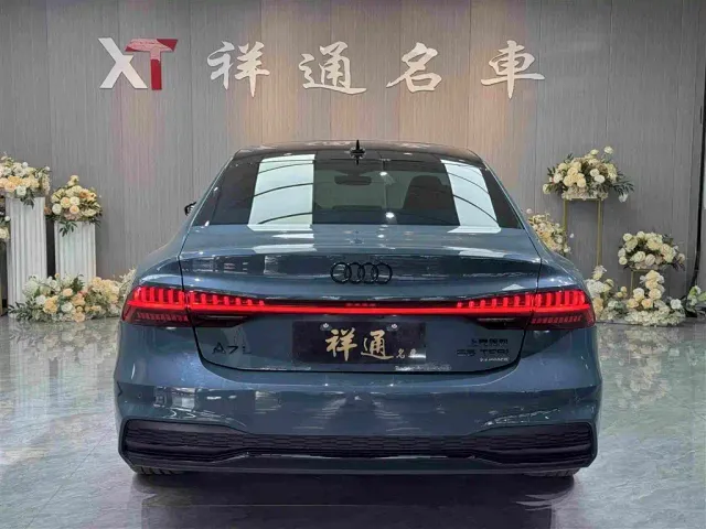 Audi A7L — Фото автомобиля 23