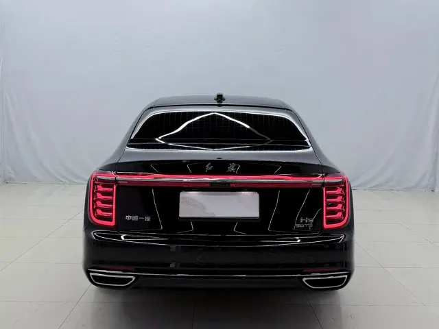Hongqi H9 — Фото автомобиля 13
