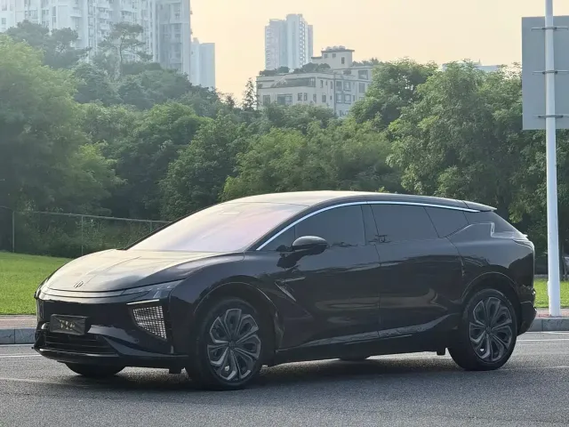 Фотография автомобиля — HiPhi X